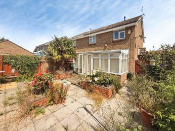 28  Manor Drive